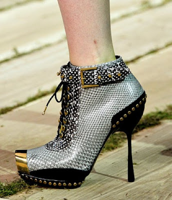 McQueen Spring 2011 RTW Shoes