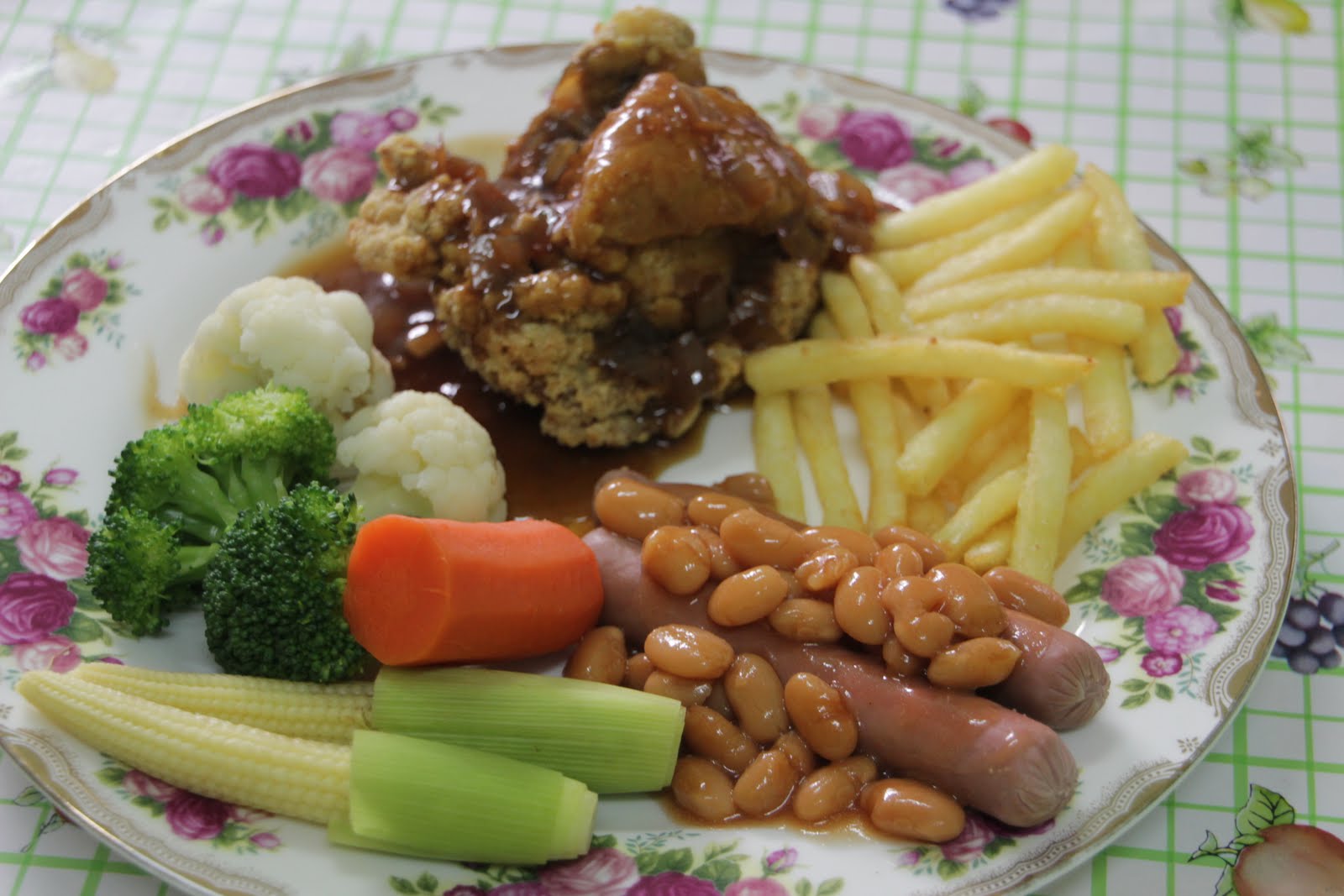 Rozie's Secret Recipes: CHICKEN CHOP WITH BLACK PEPPER SAUCE