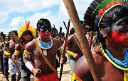 indios brasileiros. A presença dos índios no território brasileiro é muito . (indios jirau)