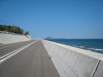 遠のく姫島