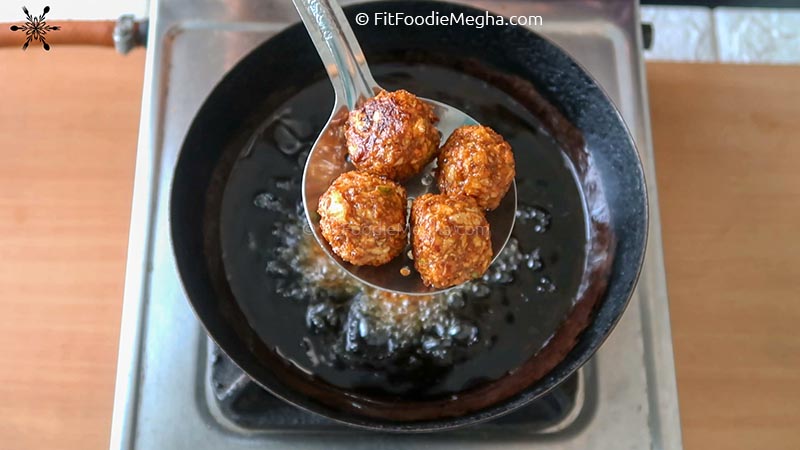 Fry the Cabbage Manchurian Balls