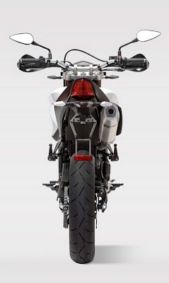 Benelli Motard 250