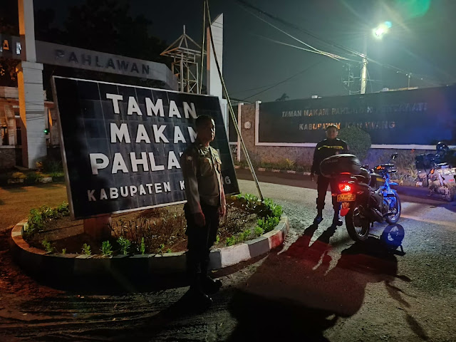 Polsek Klari Polres Karawang Cegah Kejahatan Malam Dengan Berpatroli