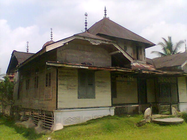 Istana Gunung Sahilan,wisata kampar