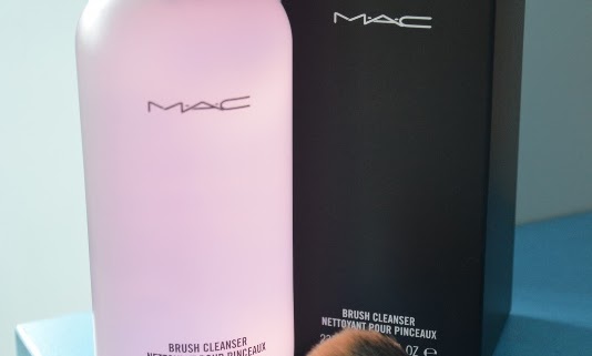 MAC Brush Cleanser