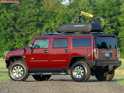 2003 Hummer H2 with GM Accessories