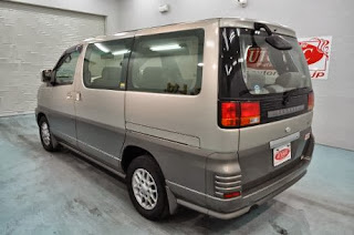 1999 Nissan Elgrand X 