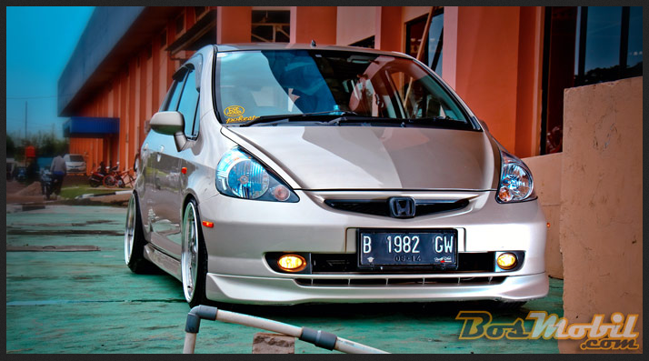 Foto Modifikasi Mobil  Honda  Jazz Ceper  Abis