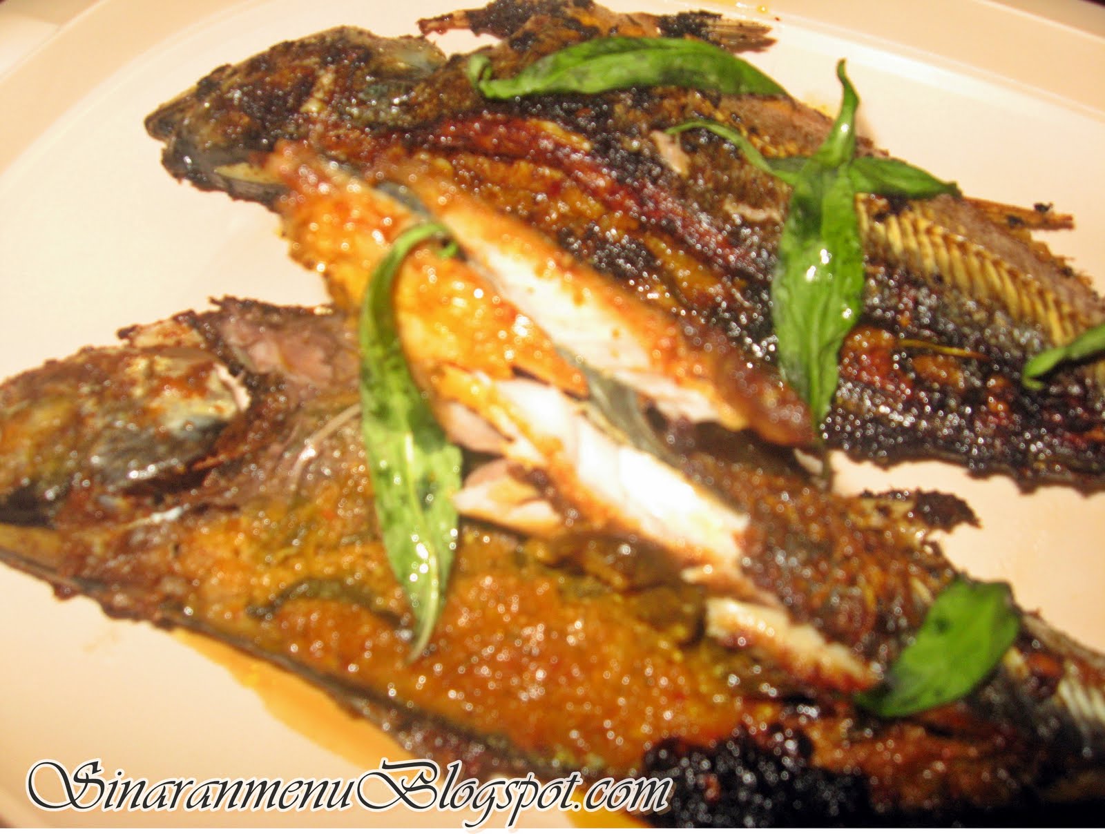 SinaranMenu: Cencaru Goreng Sambal Daun Kesum