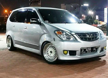 10+ Warna Hitam Silver Mobil, Inspirasi Penting!