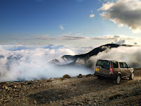 2010 Land Rover Discovery 4 - LR4: New Looks, Better Handling and new 245HP V6 Diesel 