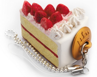 Strawberry Torte cake USB stick