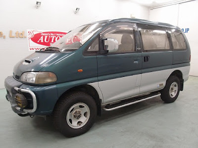 19563T8N7 1995 Mitsubishi Delica Space Gear 4WD