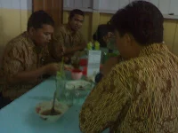 Foto : Makan Bakso di Sriwedari Tarakan