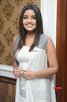 Anupama Parameswaran looks cute smile in sleeveless dress ~  Exclusive Galleries 007.jpg