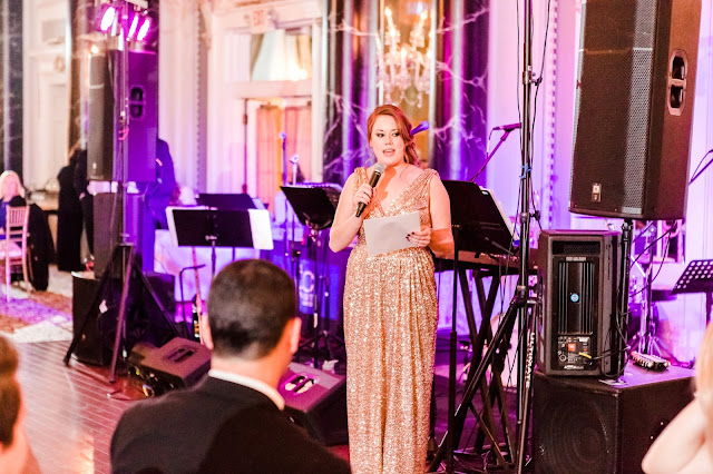 A classic formal winter wedding at the Hotel Monaco and The Belvedere in Baltimore, Maryland Photographed by Heather Ryan Photography