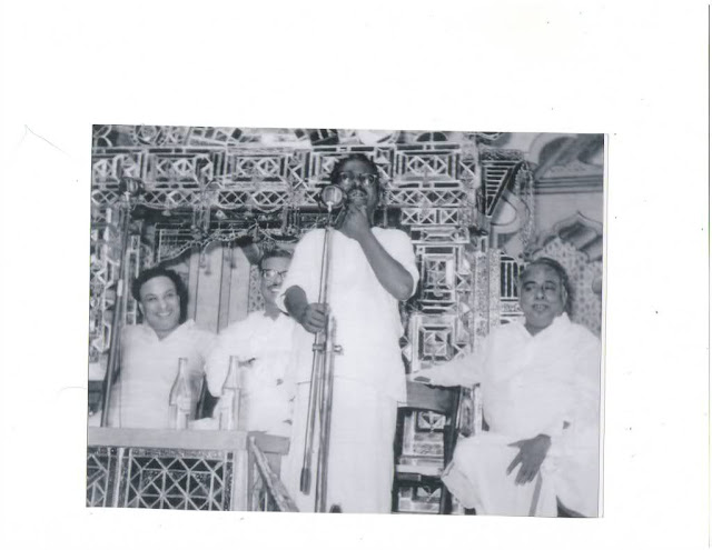 MGR & C.N. Anna Durai in a Meeting