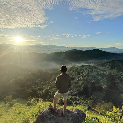 Menikmati Sunrise Bukit Batu Baduduk di Kabupaten Hulu Sungai Selatan