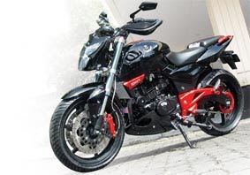 Modifikasi Bajaj Pulsar 2000 Sporty Style title=