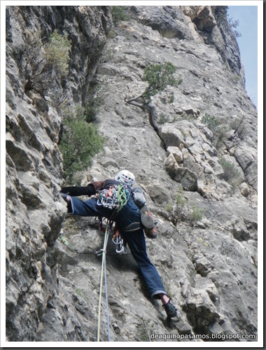 Via Gali-Molero 500m 6b  Ae (V  A1 Oblig) (Roca Regina, Terradets) (Isra) 9888