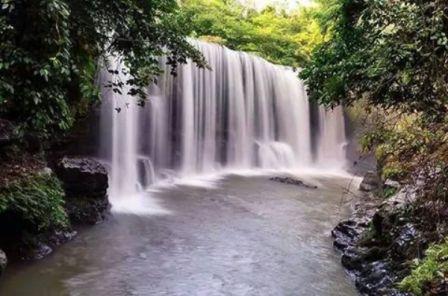 Air Terjun Temam