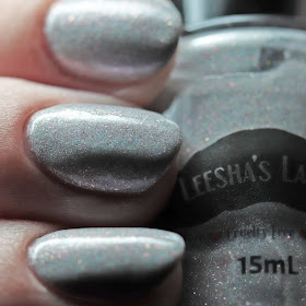 Leesha's Lacquer La Resistencia