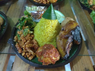 Tumpeng Mini