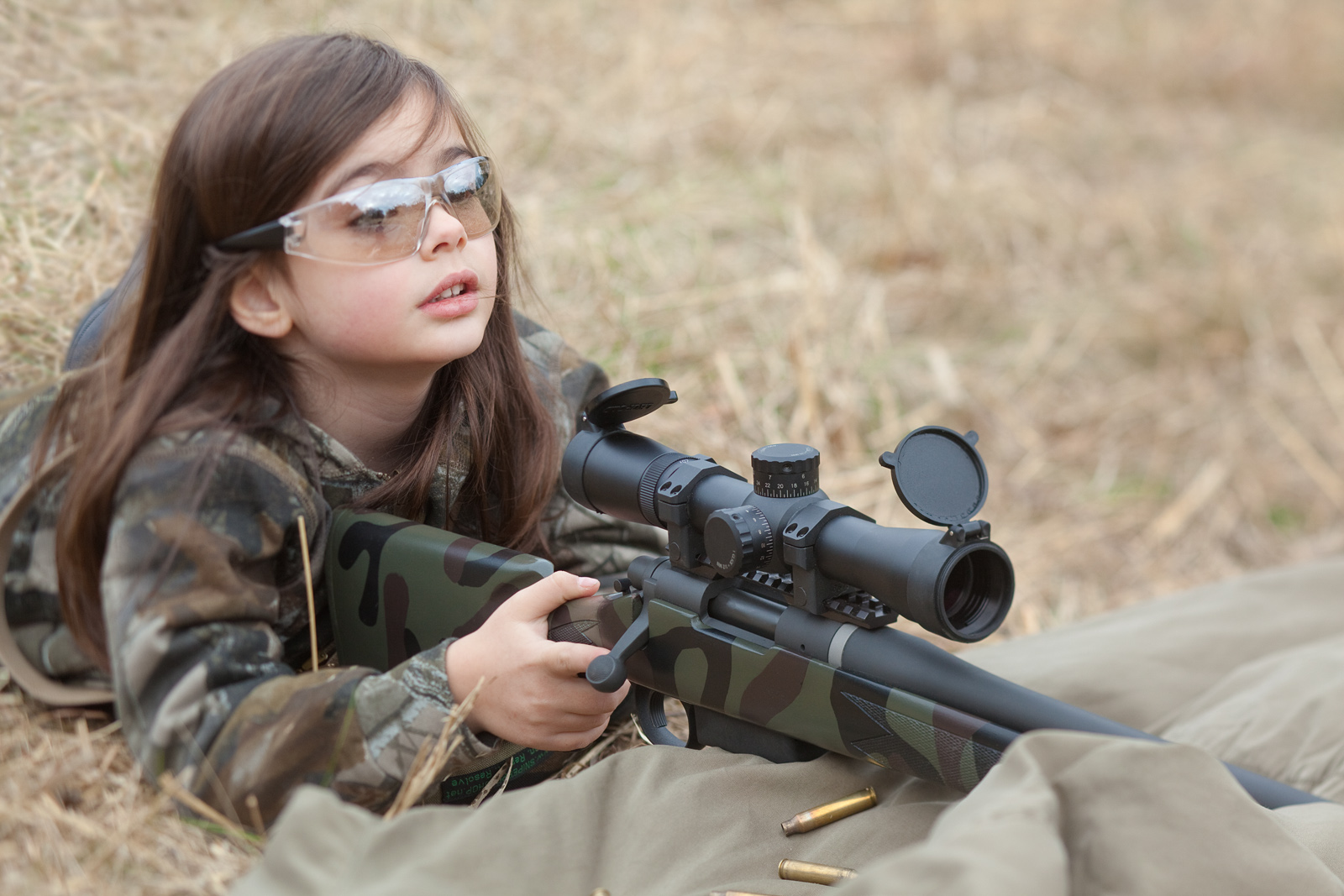 Foto Anak Anak Lagi Pegang Senjata DUNIA CORAT CORET