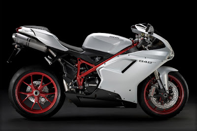 Ducati-848-EVO_2011_1280x963_side_01