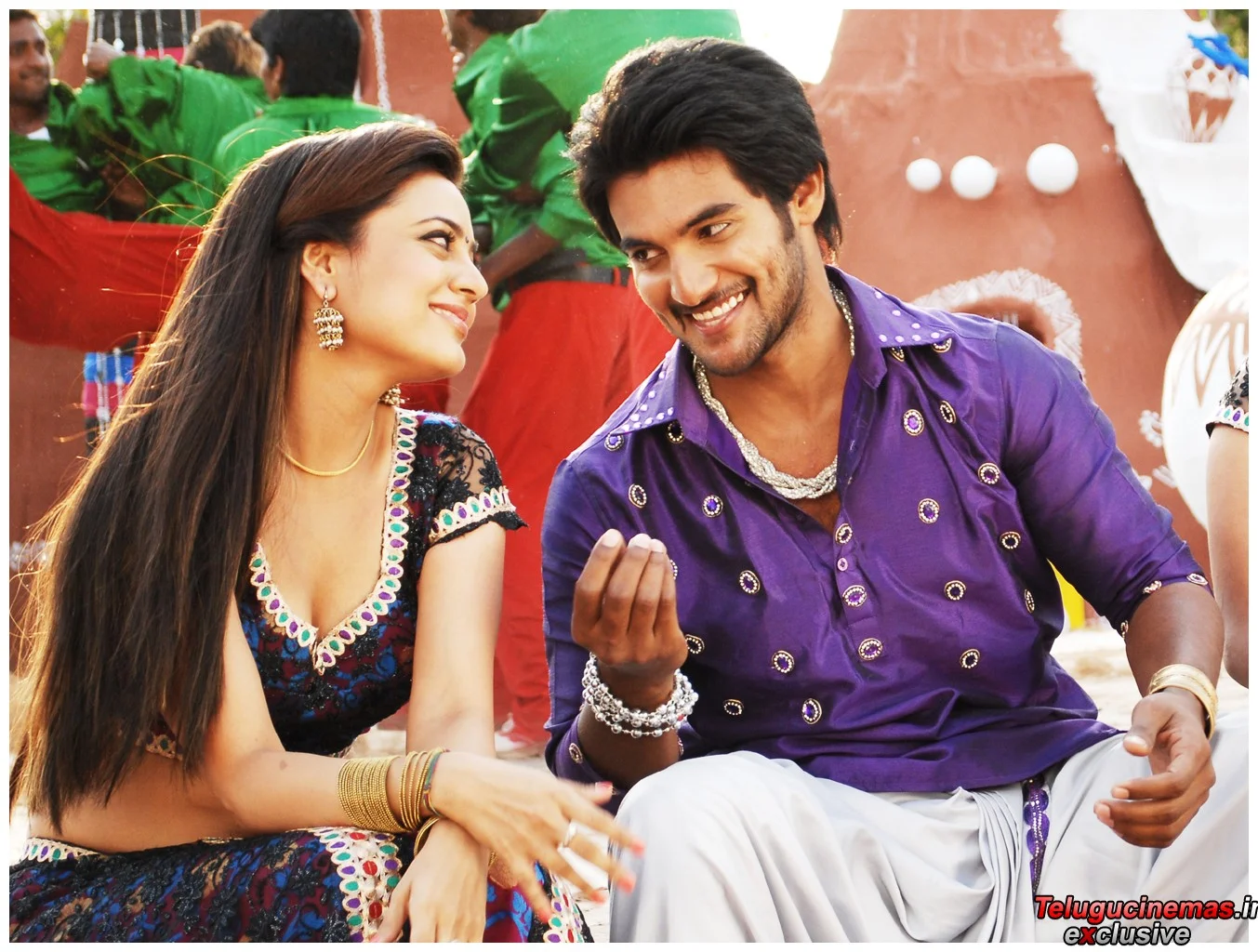 Aadi, Nisha Agarwal's Sukumarudu Photos, Sukumarudu Movie Pictures ...