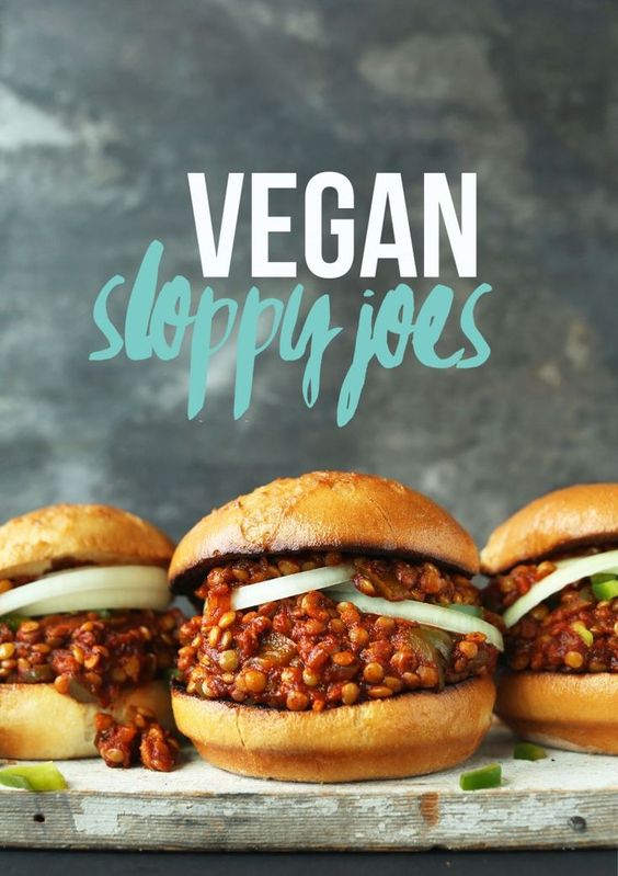 Sloppy joes are so delicious! And I haven’t had them since my mom made them for me back in high school. My sister and I would return home from sports practice absolutely famished and we’d eat two open-faced sloppy joes with a side of mac ‘n’ cheese.