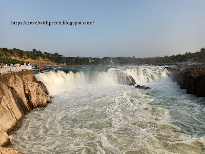 Dhuandhar Falls