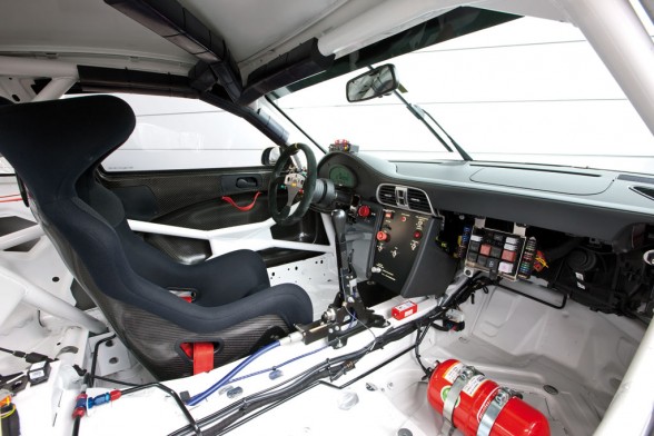 Porsche 911 GT3 Cup 2010 Interior