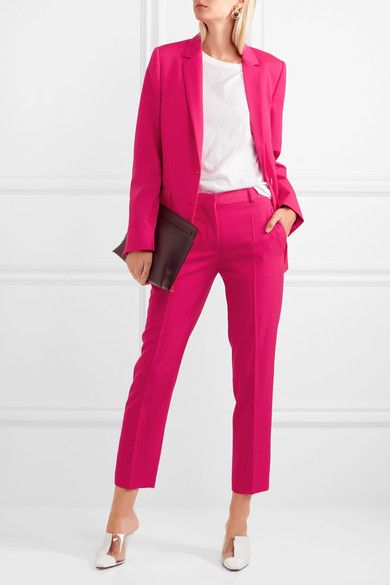 fucsia colore tendenza primavera estate 2020 colori tendenza estate 2020 colori tendenza primavera 2020 abiti fucsia pantaloni fucsia scarpe fucsia fuchsia dress come abbinare il fucsia idee outfit fucsia colorblock by felym mariafelicia magno fashion blogger 