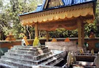 makam Teungku Di Ujung