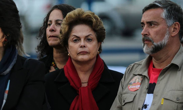 Dilma, ex presidente do Brasil, que sofreu impeachment por improbidade administrativa