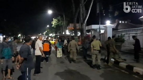 Ada Mobil Bergoyang-goyang di Depan Rumah Dinas Wabup Tuban, Tisu Berserakan
