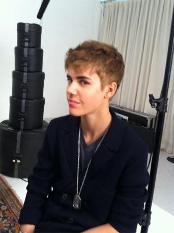 pics of justin bieber new haircut 2011. justin bieber new haircut