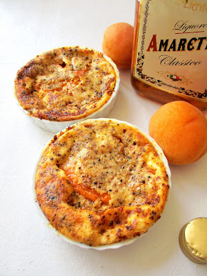 Petits Clafoutis d'Abricot Amaretto, Amande & Sésame Noir