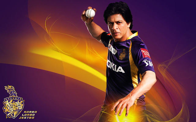 Shahrukh Khan throwing ball