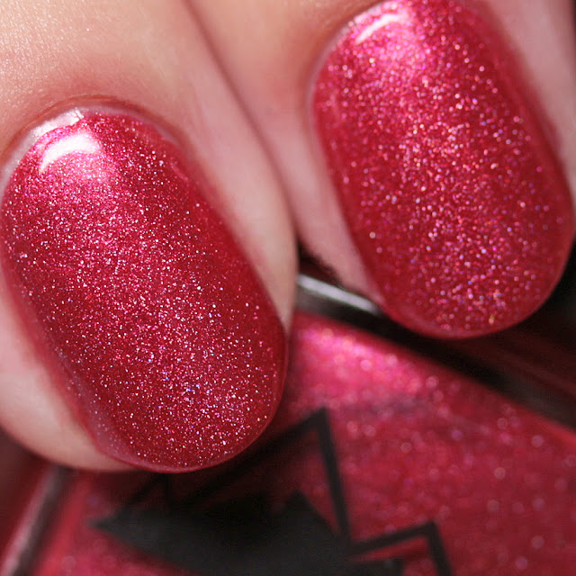 3 Oh! 7 Nail Lacquer Under the Mistletoe