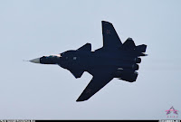 F15