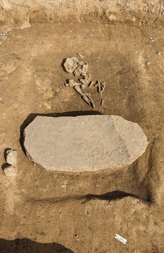 Des archéologues découvrent une « tombe zombie » vieille de 4 200 ans