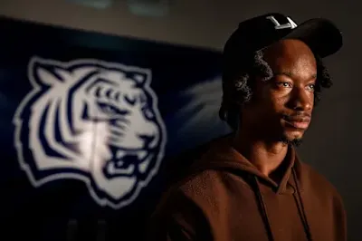 Tennessee State Delays Inaugural Hockey Season Despite NHL-Backed Support