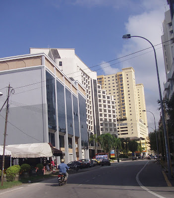 ansar mall. Pelangi Mall tower block.