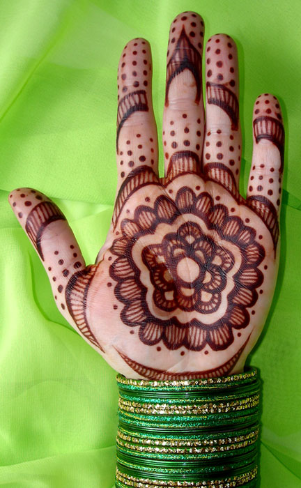 Henna designs are very popular everywhere in the world