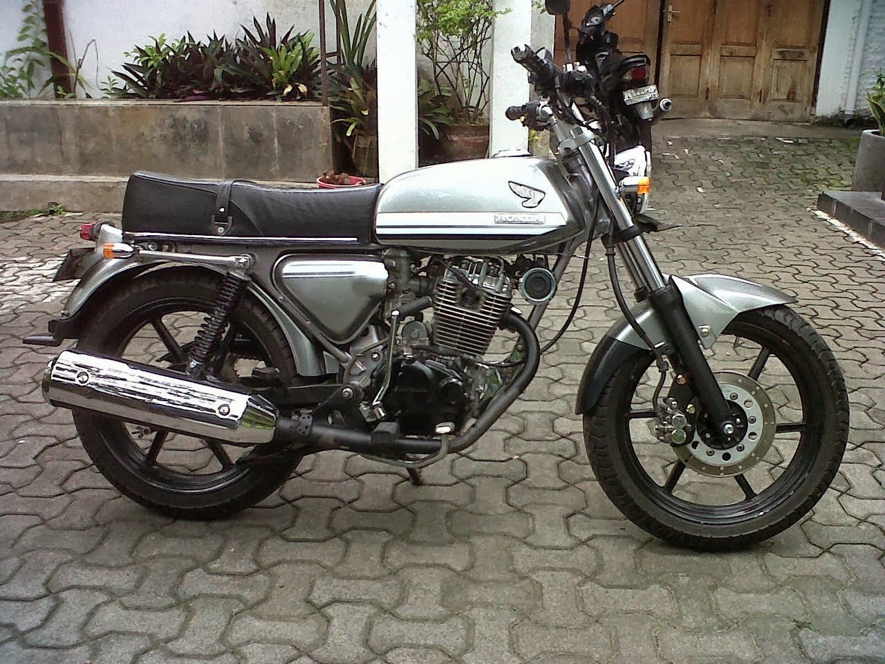 Om Hoby Gambar Modifikasi Motor Honda CB