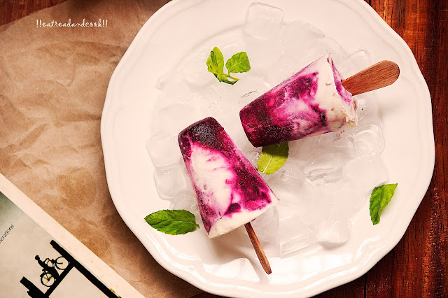 how to make Frozen Yogurt and Mixed Berry Popsicle recipe and preparation