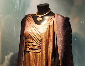 Jane Foster costume detail Thor Dark World