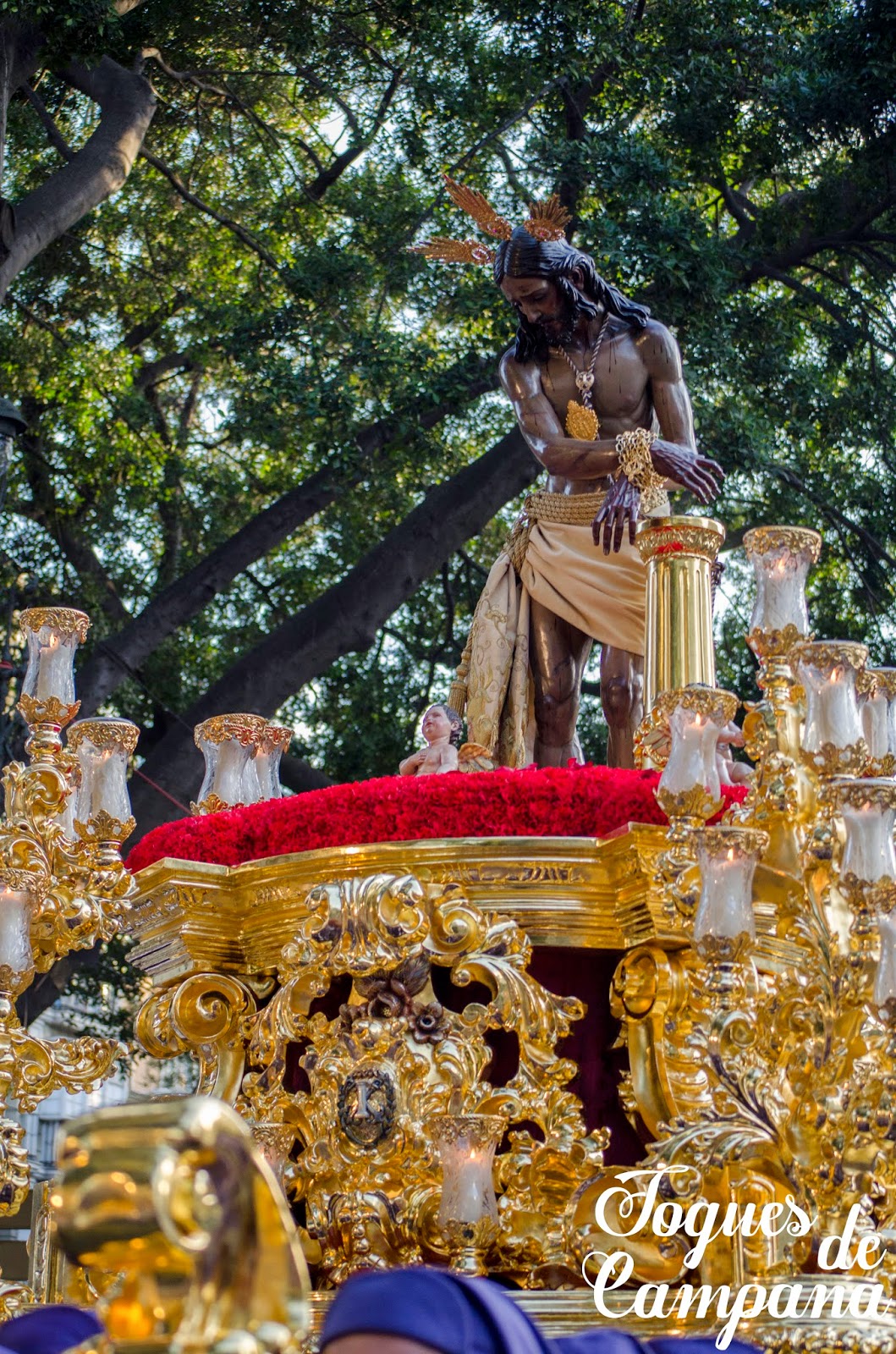 http://toquesdecampanamlg.blogspot.com.es/2014/04/procesion-de-la-hermandad-de-los-gitanos.html